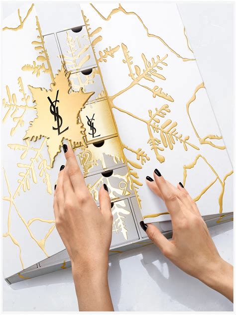 YVES SAINT LAURENT, ADVENT CALENDAR – Beauty Lover´s 